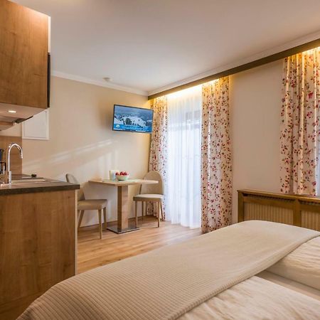 Gaestehaus Knunbauer Майерхофен Екстериор снимка